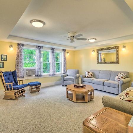 Charming Stanley Home With Yard, 7 Mi To Seneca Lake เจนีวา ภายนอก รูปภาพ