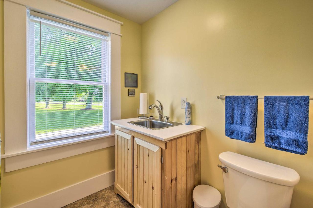 Charming Stanley Home With Yard, 7 Mi To Seneca Lake เจนีวา ภายนอก รูปภาพ